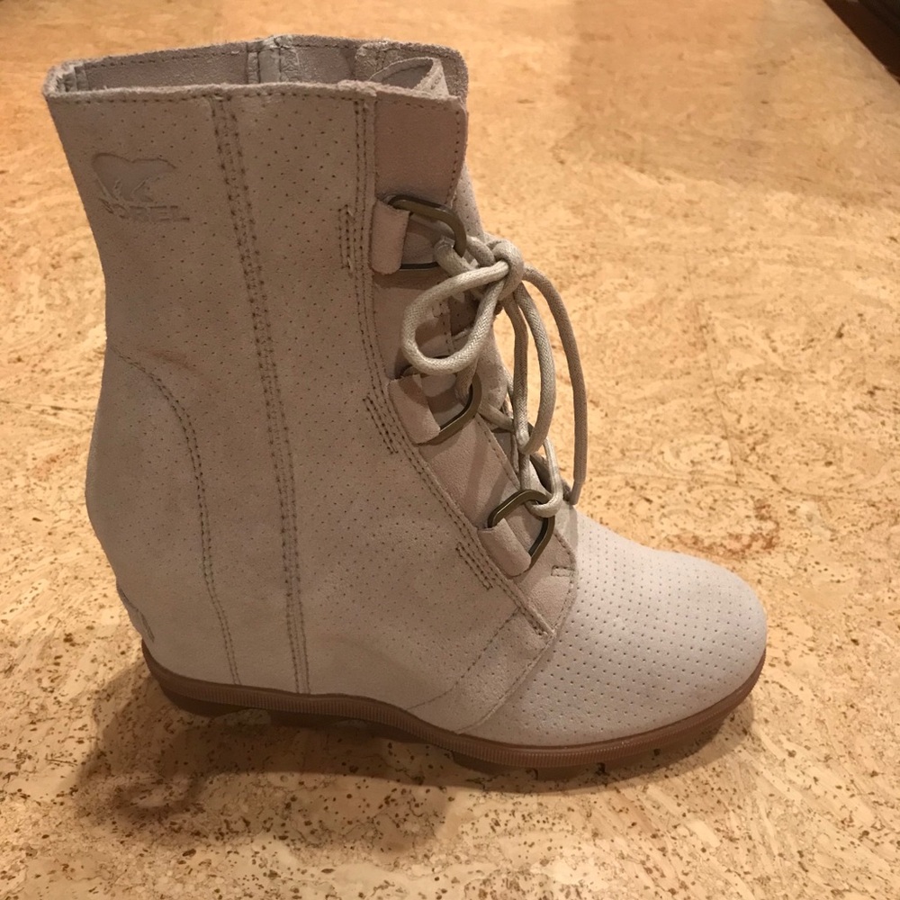 Sorel Joan of Arctic Wedge II Waterproof Boot - Picture 8 of 11